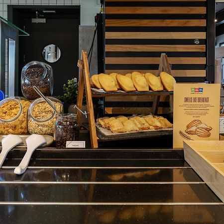 Ibis Budget Madrid Aeropuerto Eksteriør billede