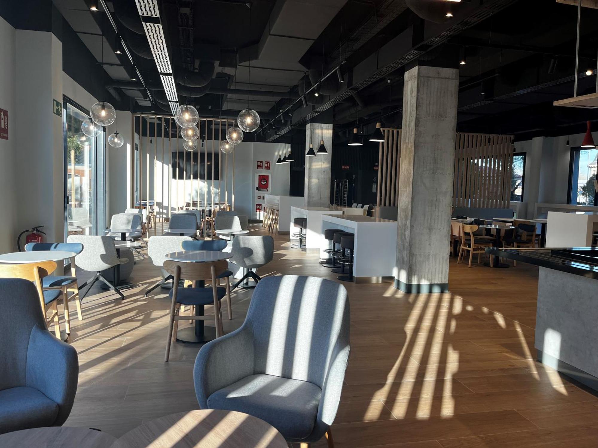 Ibis Budget Madrid Aeropuerto Eksteriør billede
