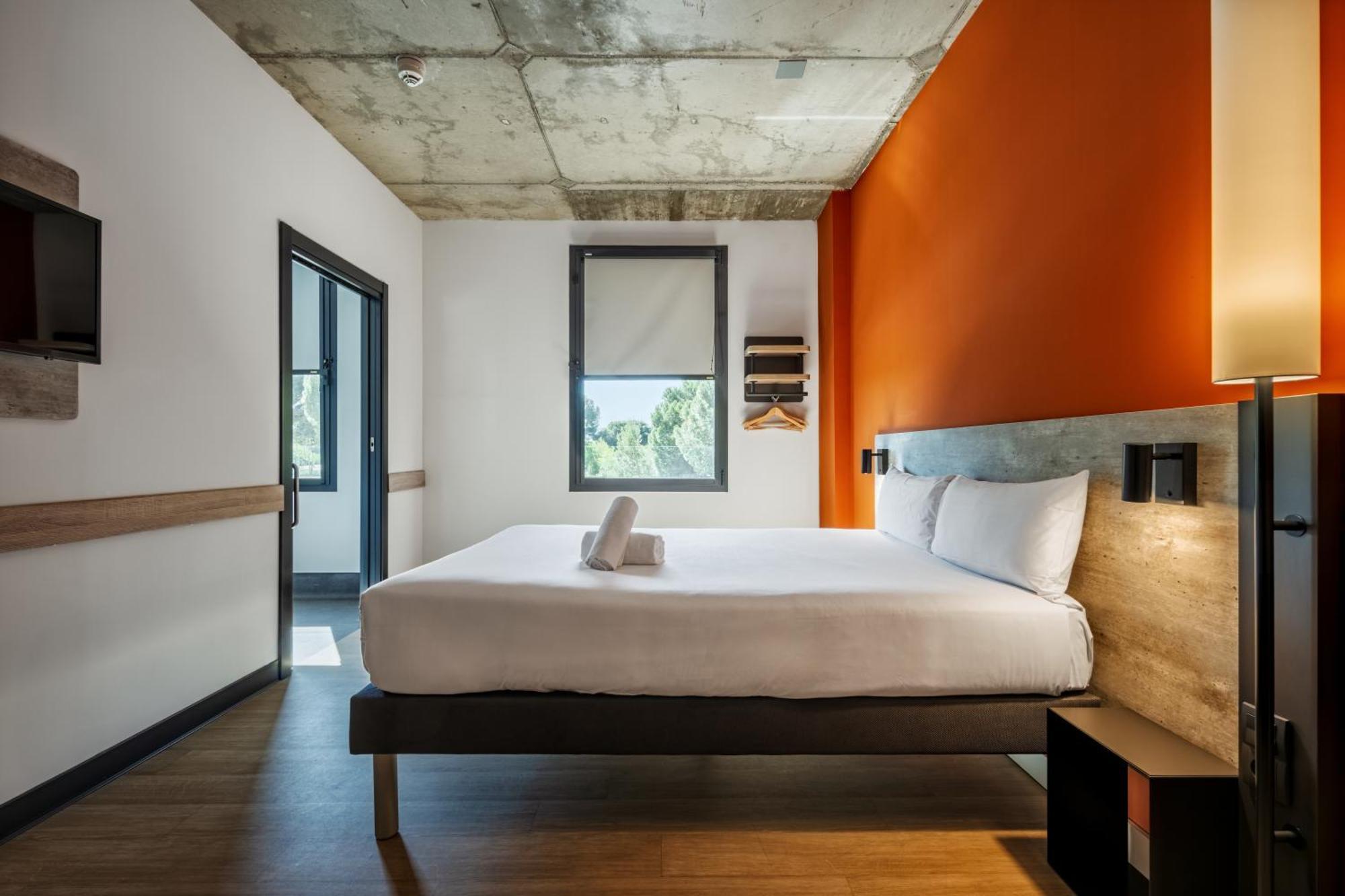 Ibis Budget Madrid Aeropuerto Eksteriør billede