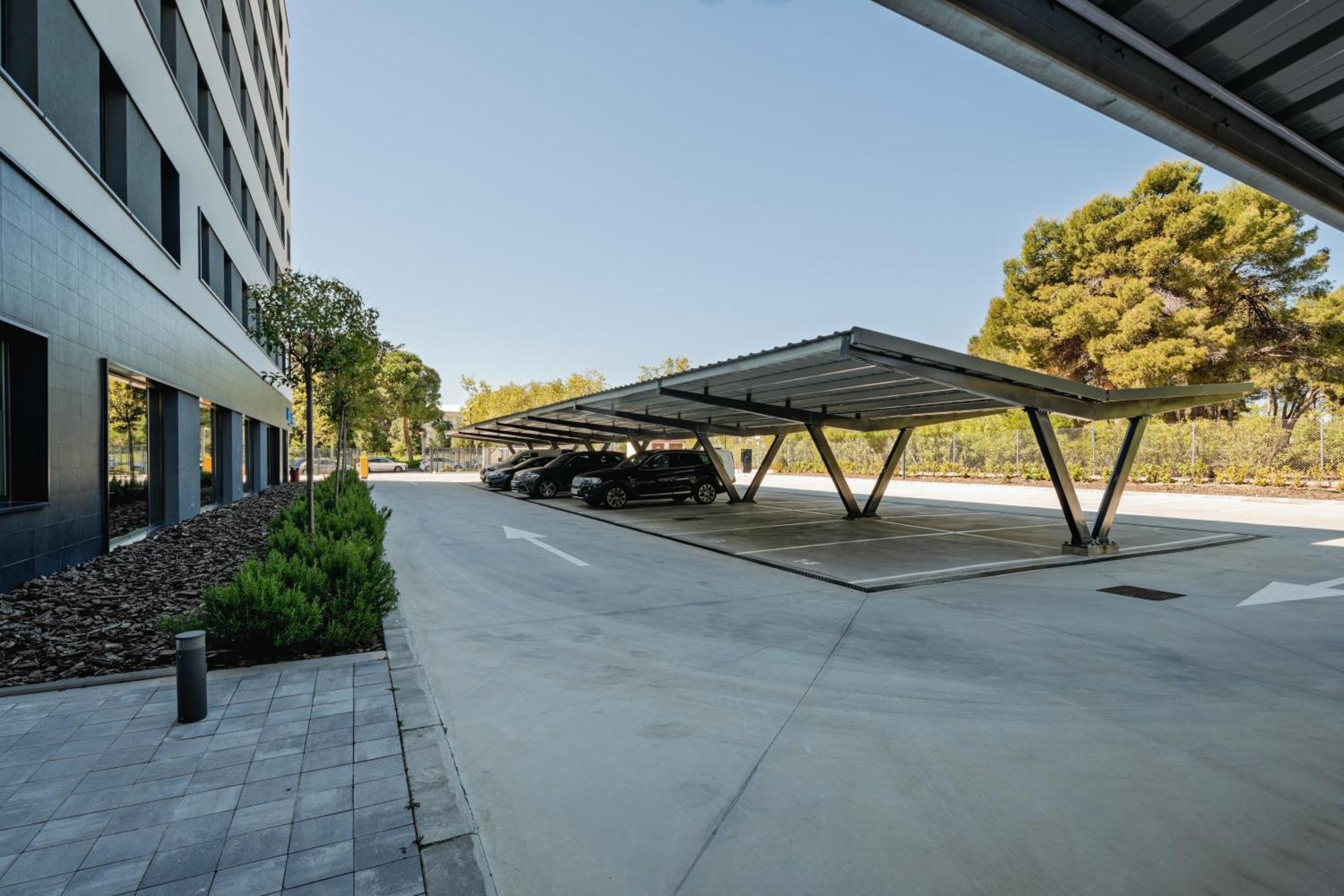 Ibis Budget Madrid Aeropuerto Eksteriør billede