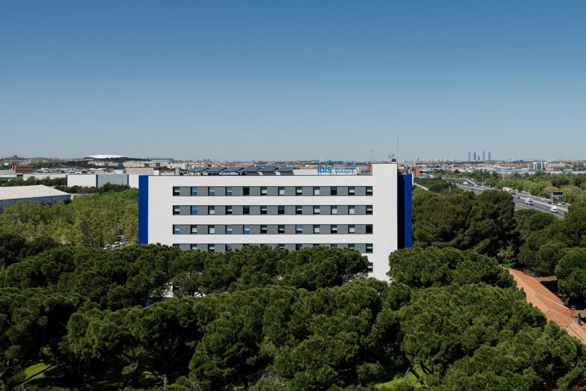 Ibis Budget Madrid Aeropuerto Eksteriør billede